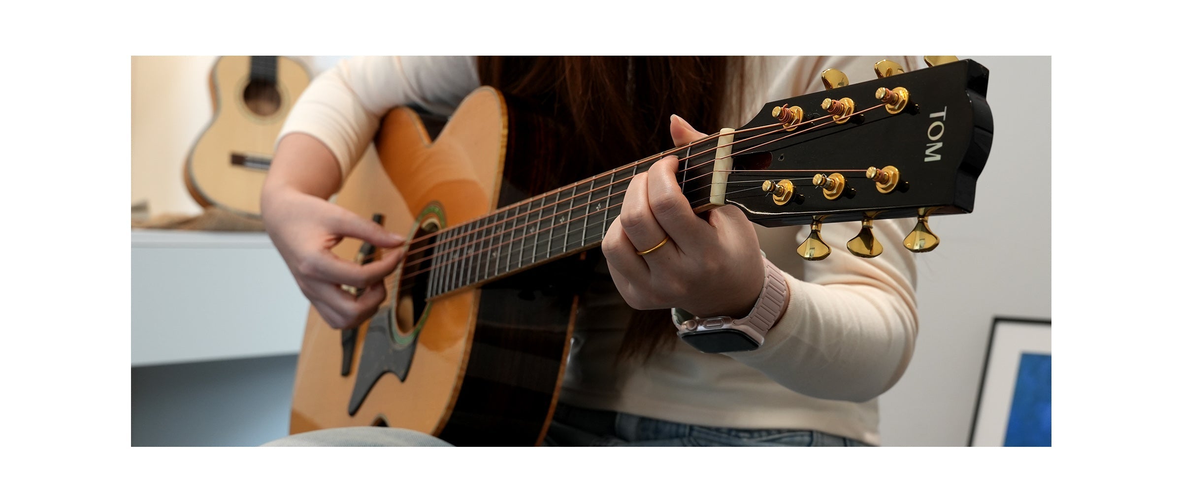 How to Use the Aroma 3-in-1 Tuner: A Simple Guide for Every Musician