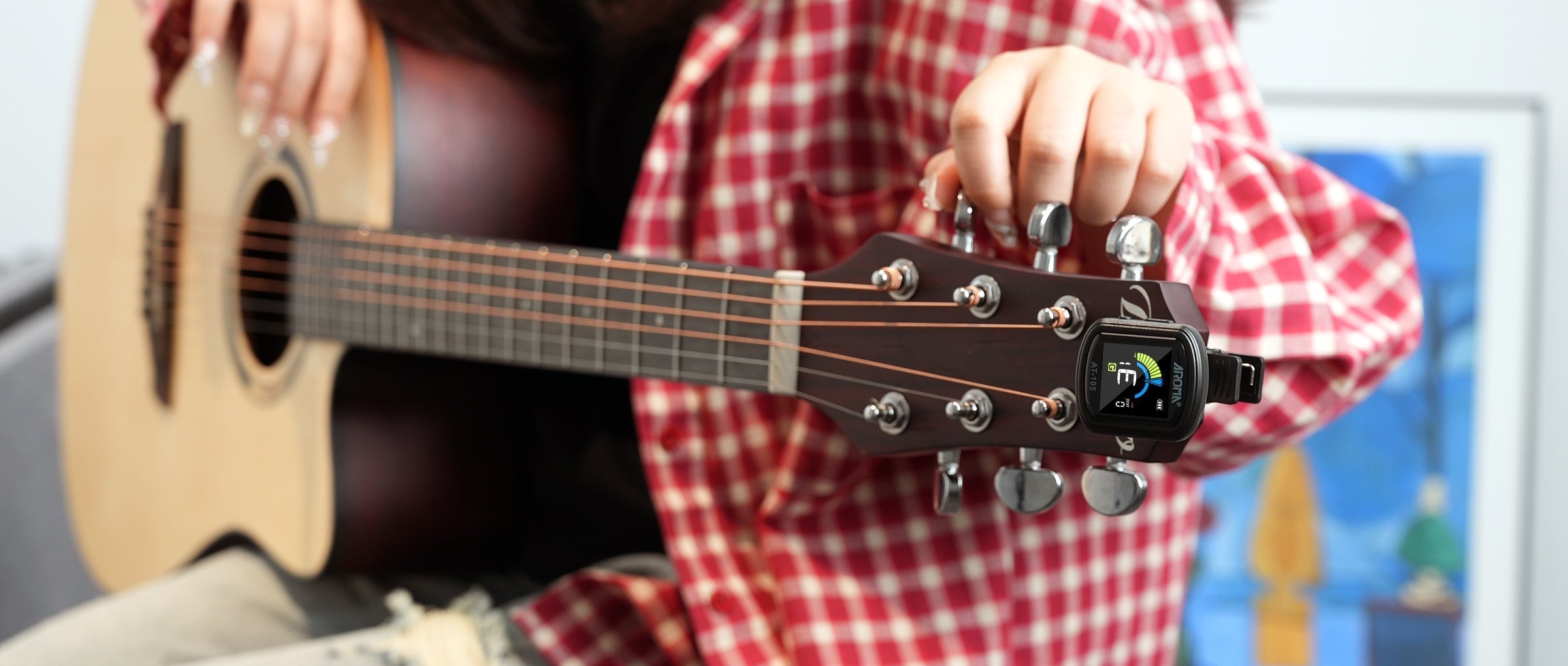 🎸 Tune by Color — The Aroma Guitar Tuner That Speaks Your Pitch