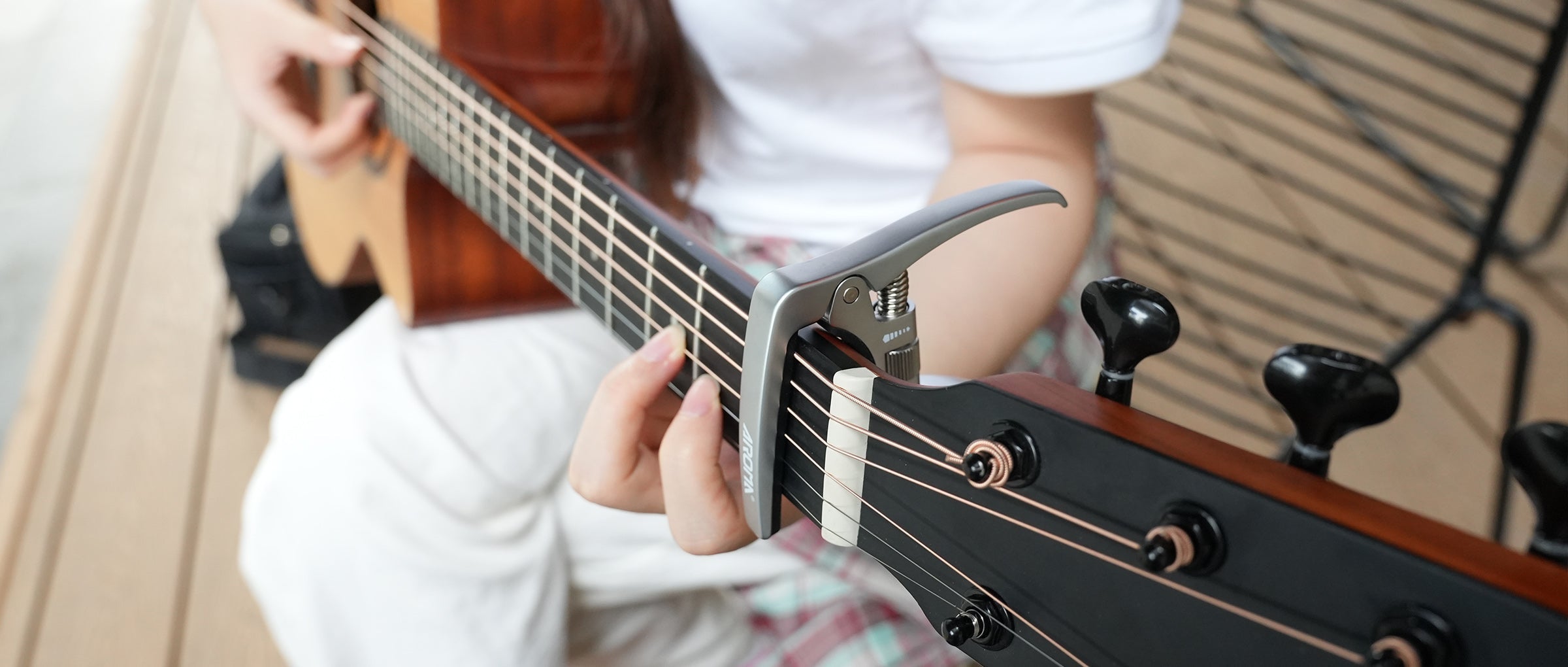 🎸 Guitar Capo Tips: Hacks & Techniques for Professionals